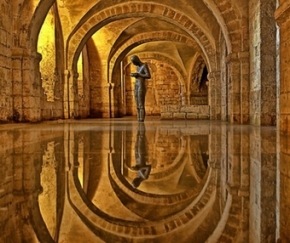 cathedral-crypt-winchester